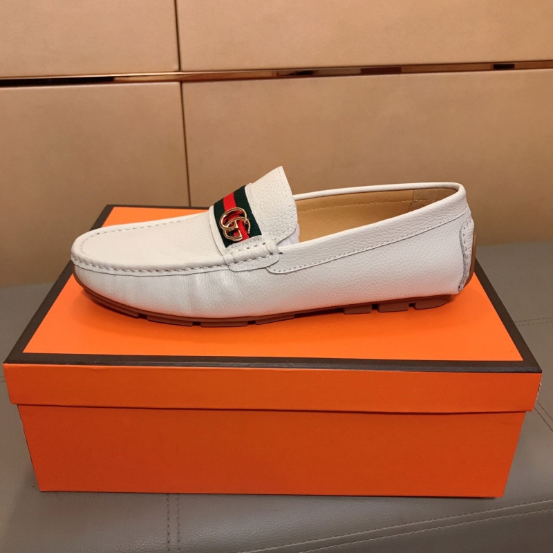 G*u*i leather shoes